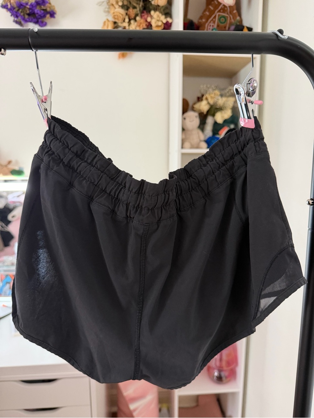 Lululemon hotty hot shorts Black Athletic - Picture 2 of 2
